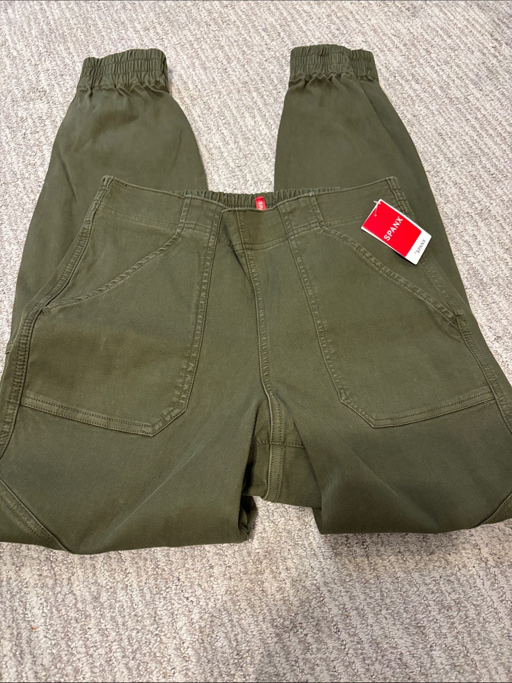 SPANX stretch, twill cargo jogger NWT Medium
